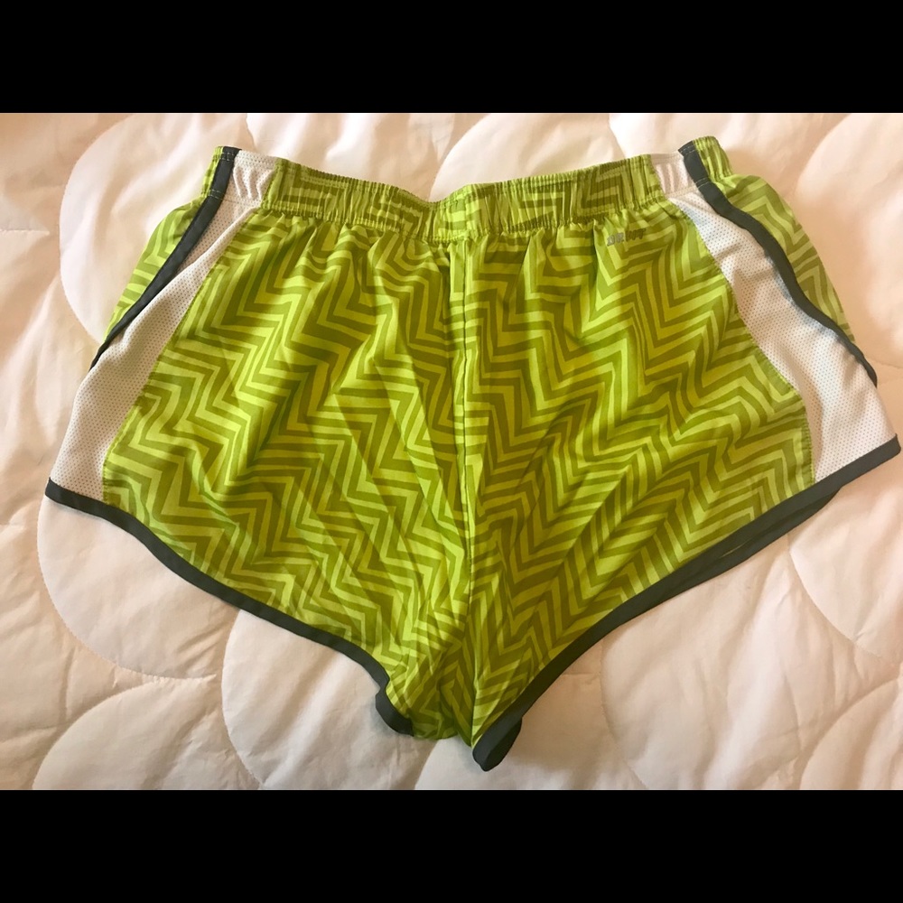 Nike Dri-Fit Running Shorts Small - Picture 2 of 6